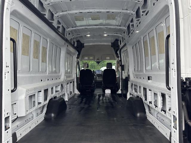 Photo of 2023 Oxford White Ford Transit-350