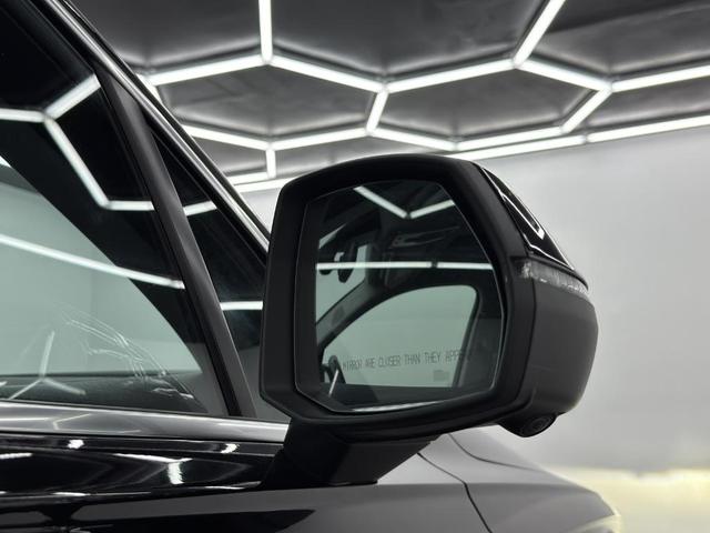 Photo of 2023 Mythos Black Metallic Audi Q7