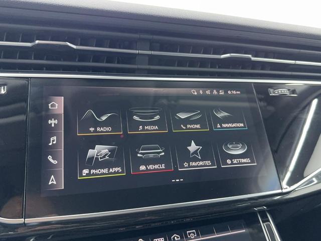 Photo of 2023 Mythos Black Metallic Audi Q7