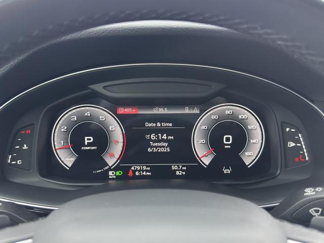 Photo of 2023 Mythos Black Metallic Audi Q7