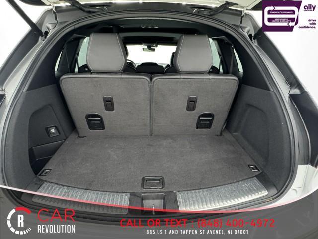 Photo of 2020 White Acura MDX