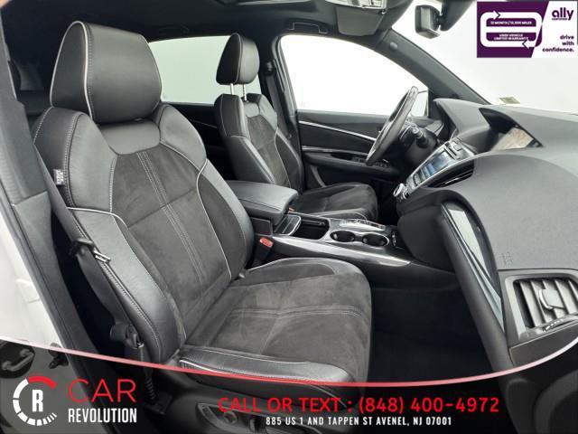 Photo of 2020 White Acura MDX