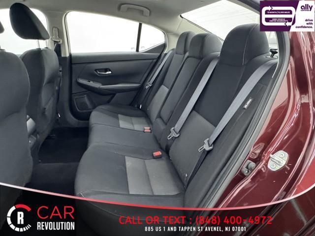Photo of 2022 Red Nissan Sentra
