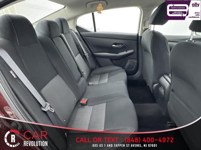 Photo of 2022 Red Nissan Sentra