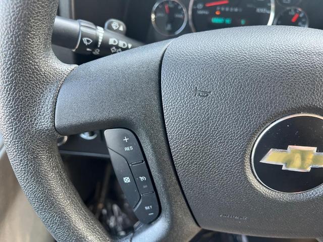 Photo of 2020 Summit White Chevrolet Express 3500