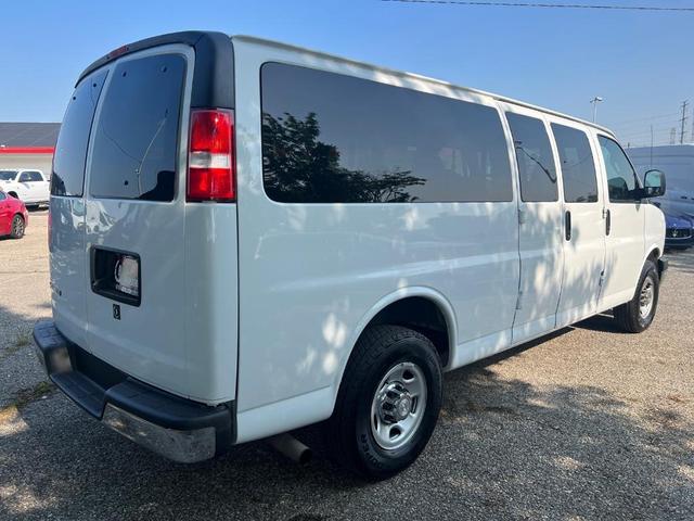Photo of 2020 Summit White Chevrolet Express 3500