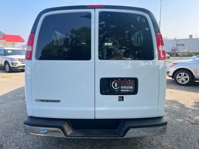 Photo of 2020 Summit White Chevrolet Express 3500