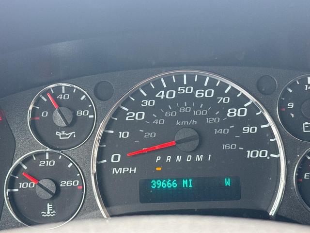 Photo of 2020 Silver Ice Metallic Chevrolet Express 3500