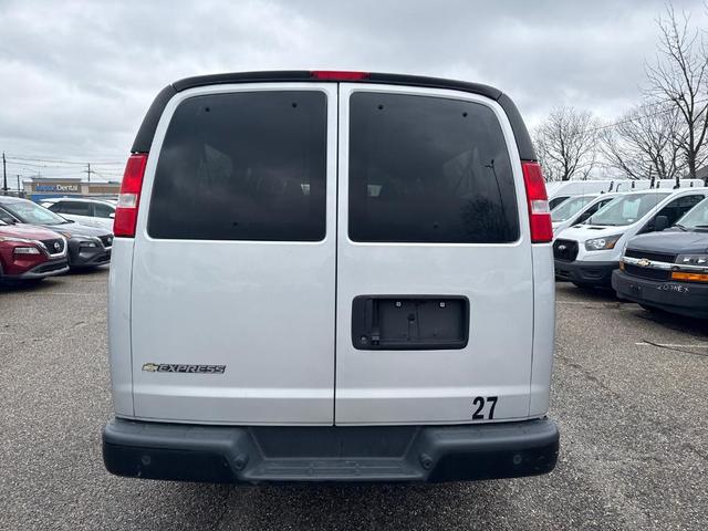 Photo of 2020 Silver Ice Metallic Chevrolet Express 3500