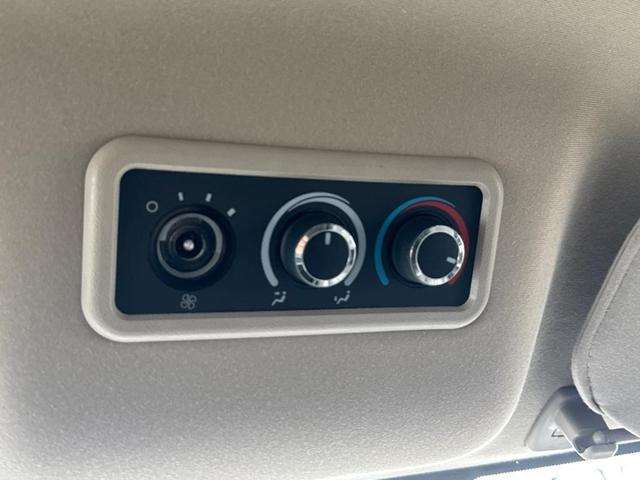 Photo of 2020 Silver Ice Metallic Chevrolet Express 3500