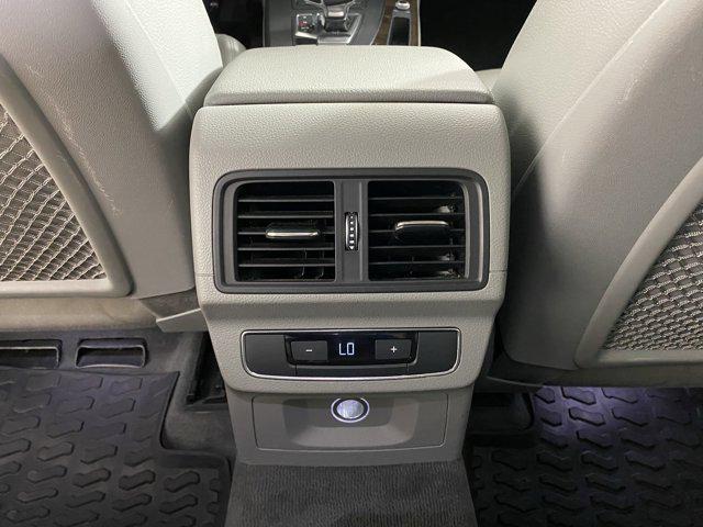 Photo of 2020 Ibis White Audi Q5