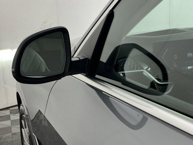 Photo of 2025 Gray BMW X7