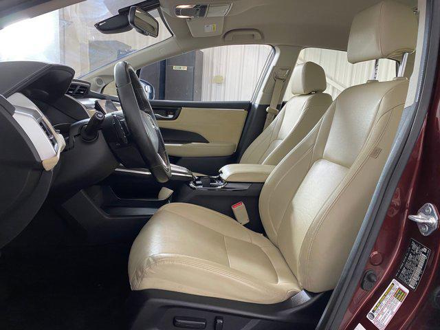 Photo of 2018 Crimson Pearl Honda Clarity Plug-In Hybrid