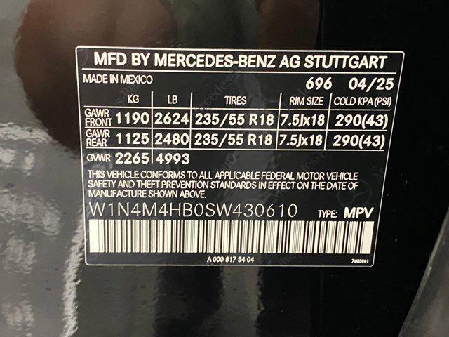 Photo of 2025 Night Black Mercedes-Benz GLB 250