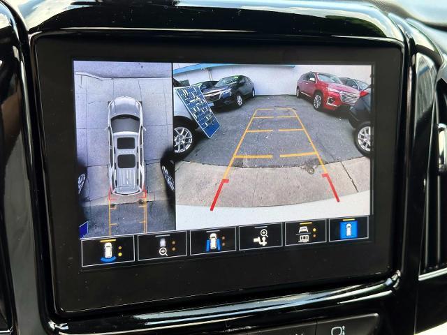 Photo of 2023 White Chevrolet Traverse