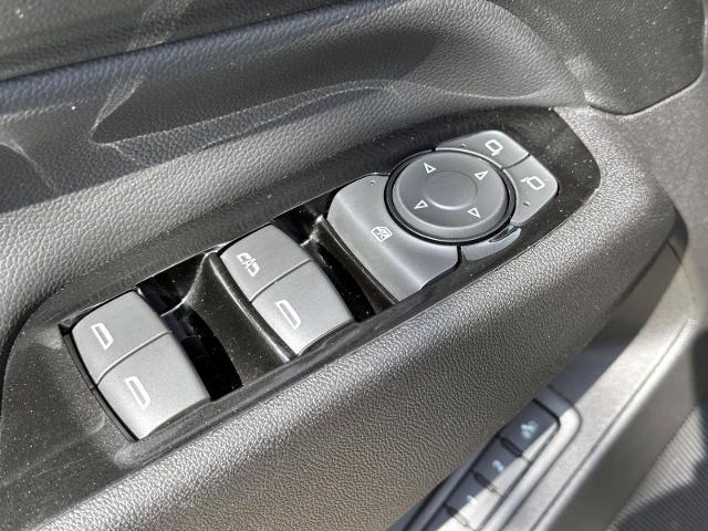 Photo of 2022 Blue Chevrolet Equinox
