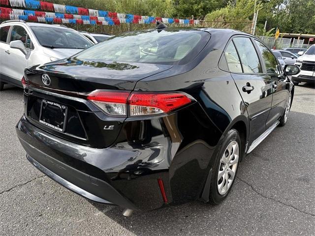 Photo of 2022 Black Toyota Corolla