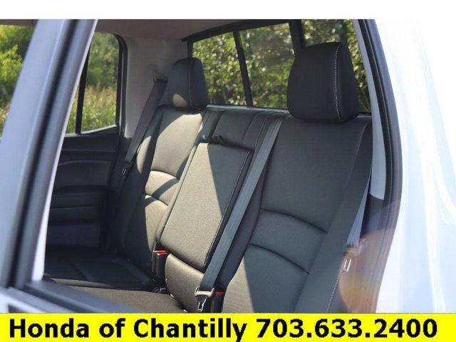 Photo of 2025 Platinum White Pearl Honda Ridgeline
