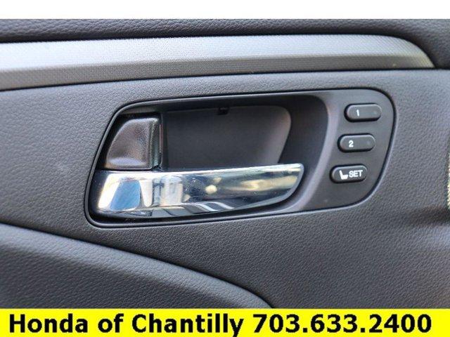Photo of 2025 Platinum White Pearl Honda Ridgeline