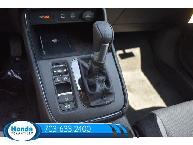 Photo of 2026 Platinum White Pearl Honda CR-V