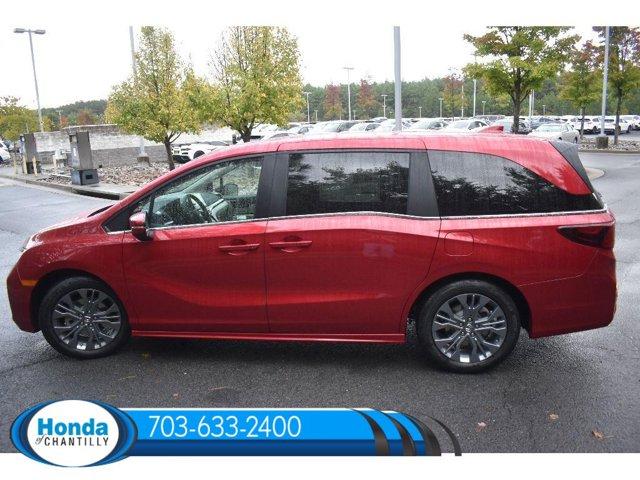 Photo of 2026 Radiant Red Metallic II Honda Odyssey