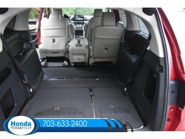 Photo of 2026 Radiant Red Metallic II Honda Odyssey