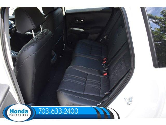 Photo of 2026 Platinum White Pearl Honda HR-V