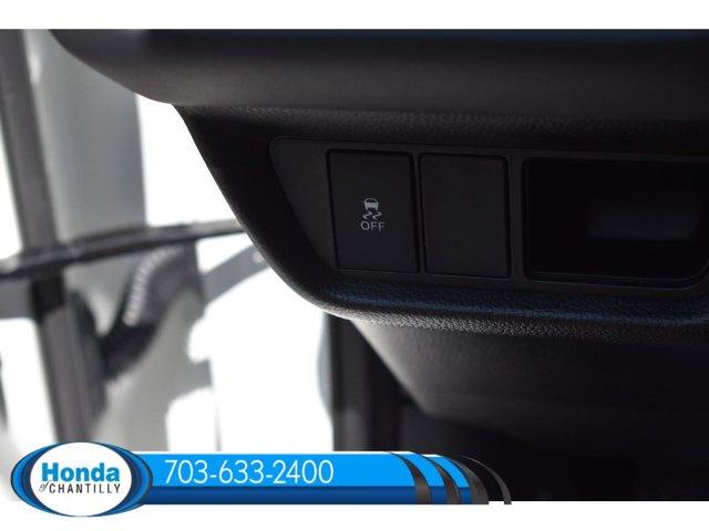 Photo of 2026 Platinum White Pearl Honda HR-V