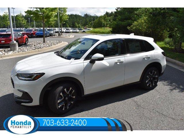 Photo of 2026 Platinum White Pearl Honda HR-V