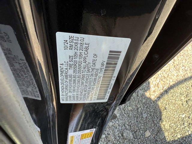 Photo of 2025 Crystal Black Pearl Honda Pilot