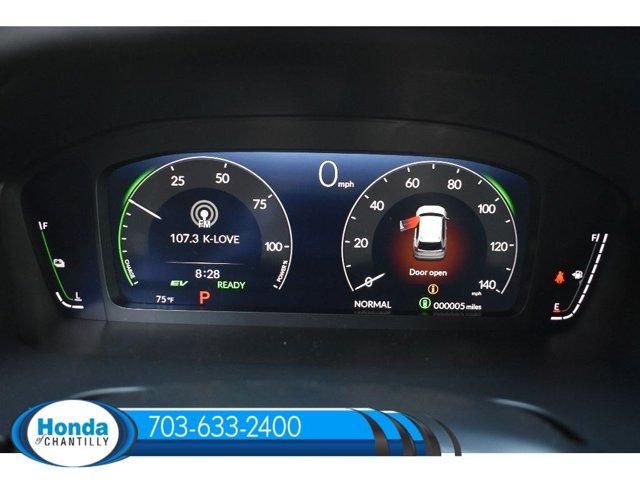Photo of 2026 Platinum White Pearl Honda CR-V Hybrid