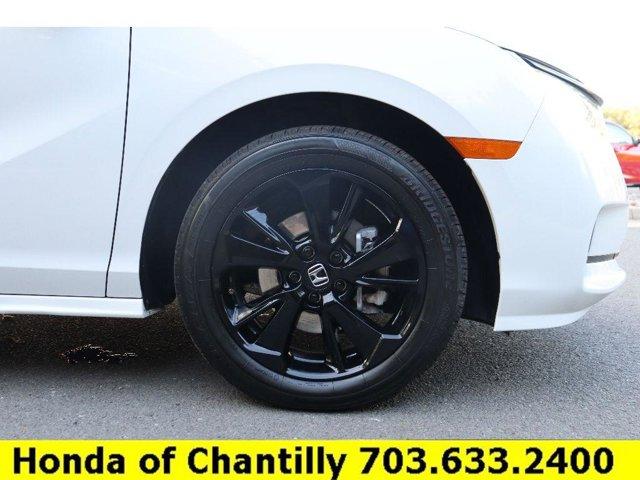 Photo of 2023 Platinum White Pearl Honda Odyssey