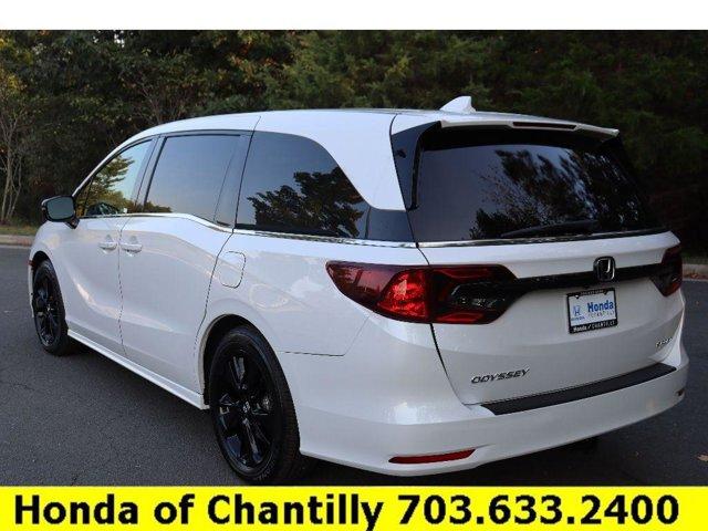 Photo of 2023 Platinum White Pearl Honda Odyssey
