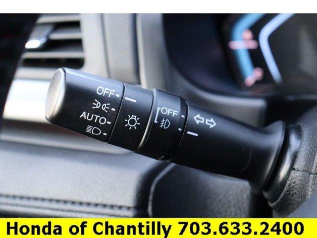 Photo of 2023 Platinum White Pearl Honda Odyssey