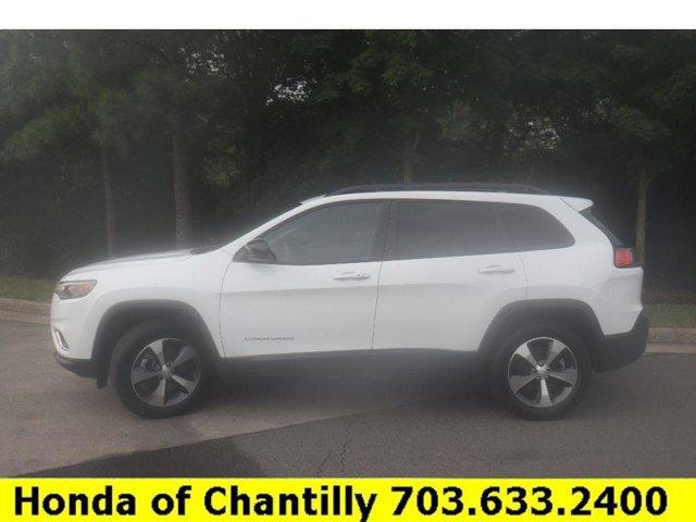 Photo of 2022 Bright White Clearcoat Jeep Cherokee