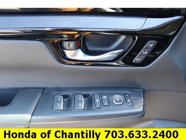 Photo of 2026 Solar Silver Metallic Honda CR-V