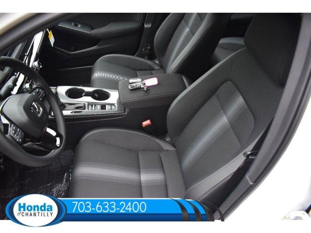 Photo of 2025 Platinum White Pearl Honda Civic
