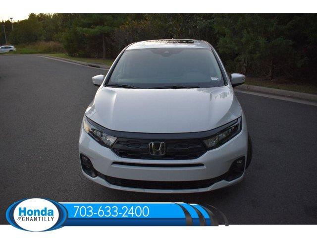 Photo of 2026 Platinum White Pearl Honda Odyssey