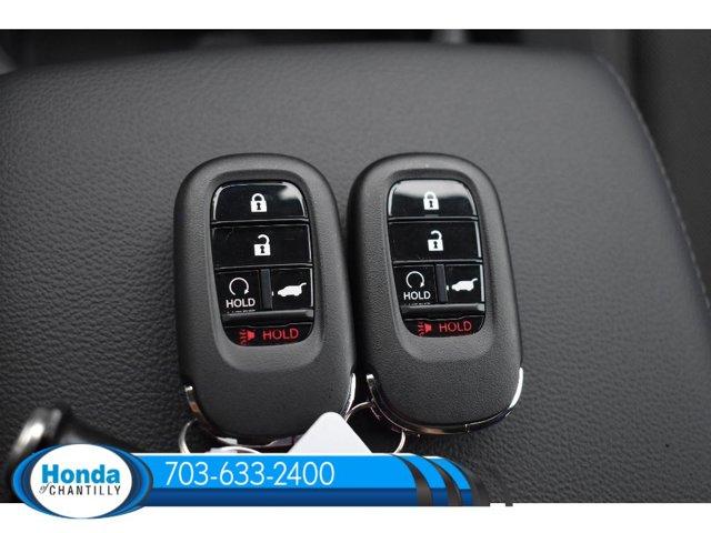 Photo of 2026 Urban Gray Pearl Honda CR-V
