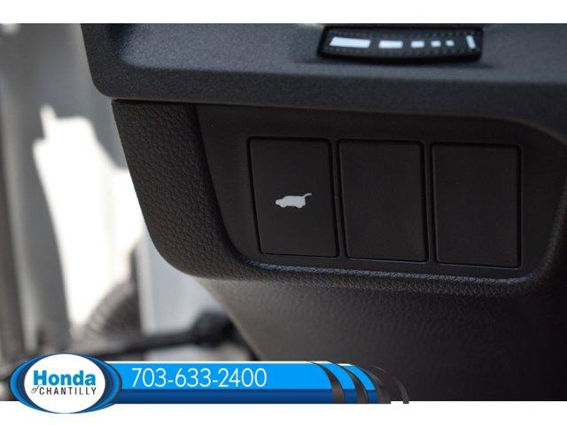 Photo of 2026 Platinum White Pearl Honda CR-V Hybrid