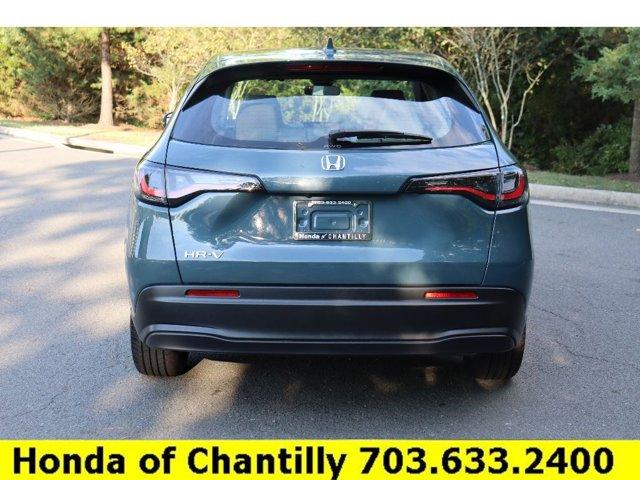 Photo of 2025 Nordic Forest Pearl Honda HR-V
