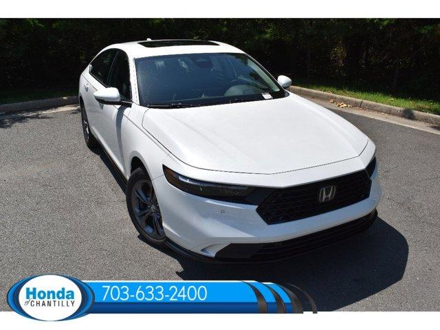 Photo of 2025 Platinum White Pearl Honda Accord Hybrid