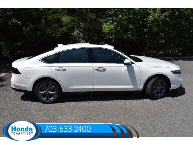 Photo of 2025 Platinum White Pearl Honda Accord Hybrid