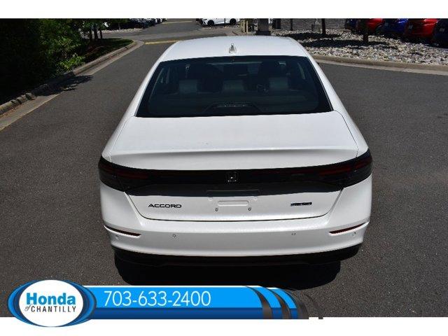 Photo of 2025 Platinum White Pearl Honda Accord Hybrid