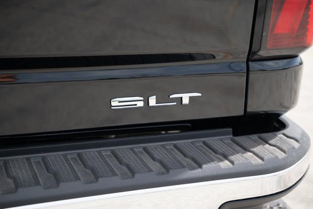 Photo of 2025 Onyx Black GMC Sierra 2500