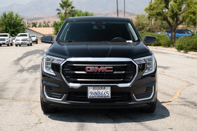 Photo of 2023 Ebony Twilight Metallic GMC Terrain