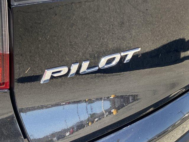Photo of 2019 Crystal Black Pearl Honda Pilot