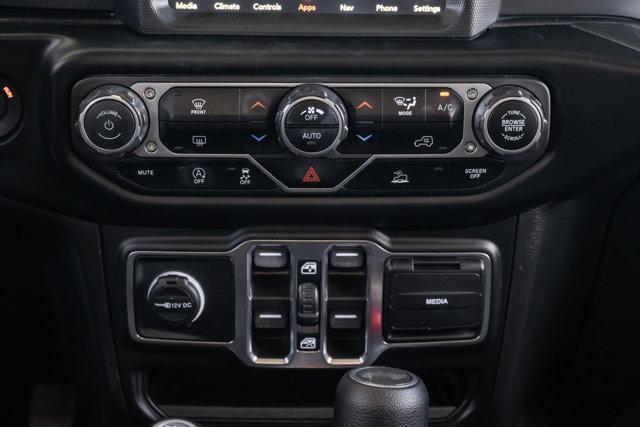 Photo of 2021 Bright White Clearcoat Jeep Wrangler Unlimited