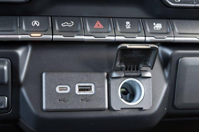 Photo of 2021 Oxford Brown Metallic Chevrolet Silverado 1500