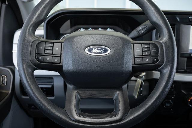 Photo of 2024 Oxford White Ford F-250